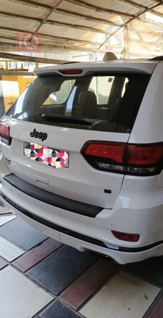 جيب جراند شيروكي